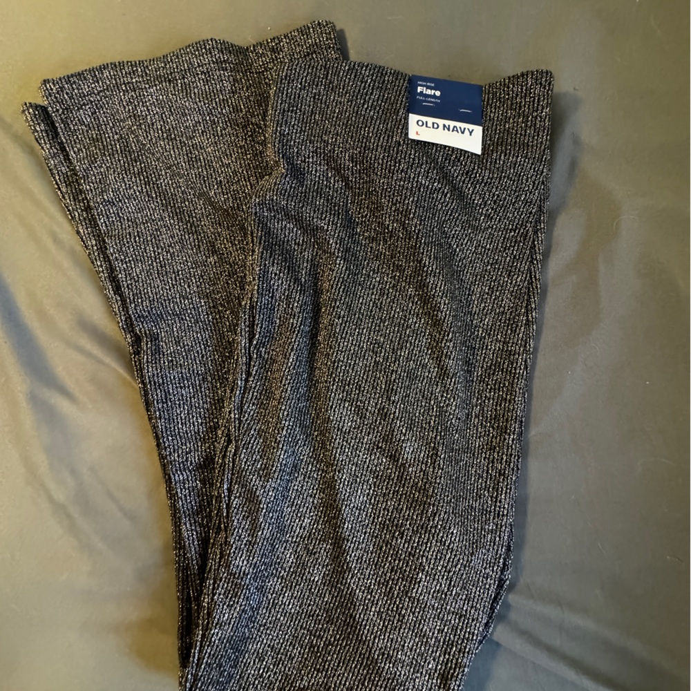 Old Navy NWT flare pants